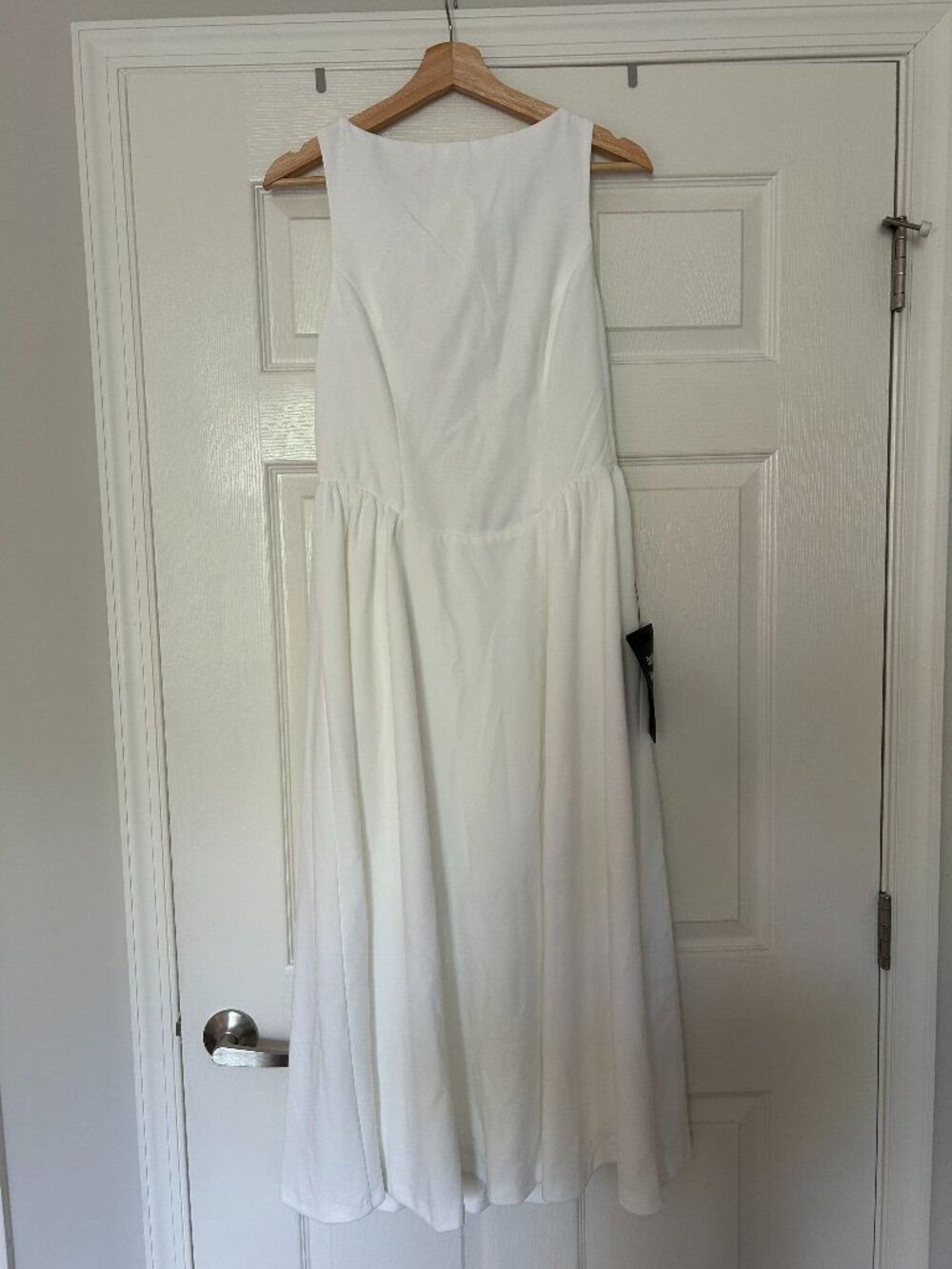 LULUS Kenly White Boat Neck Cutout Midi Dress Size Medium (M)